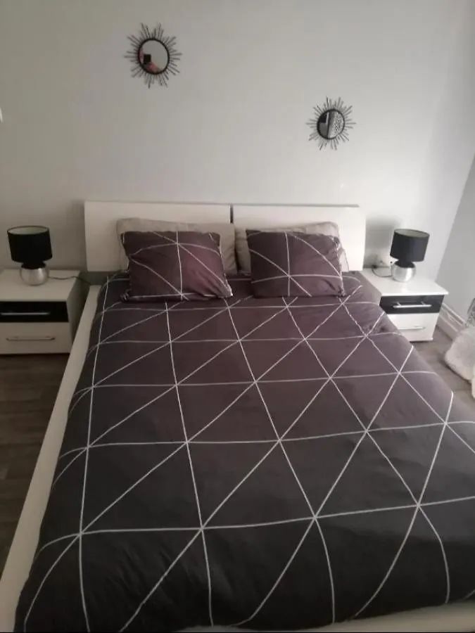 T1 Bis Calme Proche Centre Ville Apartment Saint-Etienne