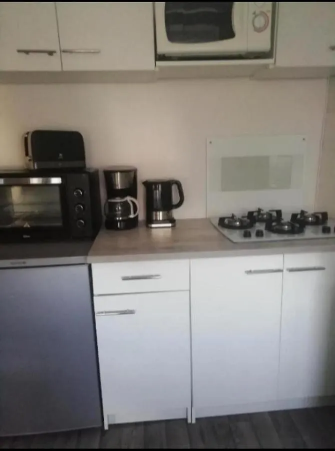 T1 Bis Calme Proche Centre Ville Apartment Saint-Etienne  France