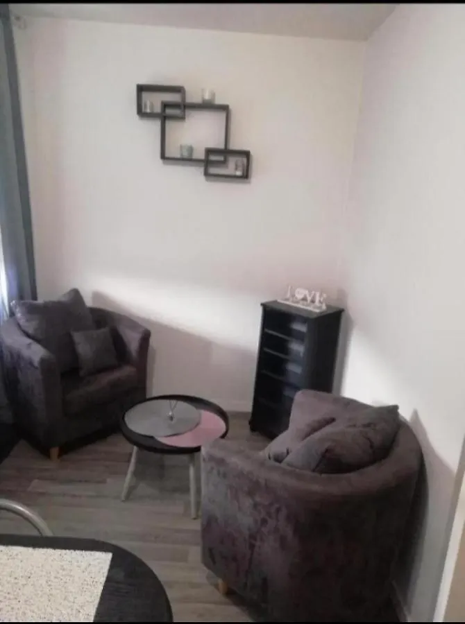 T1 Bis Calme Proche Centre Ville Apartment Saint-Etienne   Saint-Etienne (Loire)